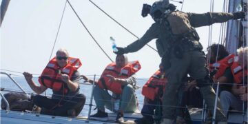 Una immagine relativa all'operazione Idf Horizon Shield su una nave della Flotilla